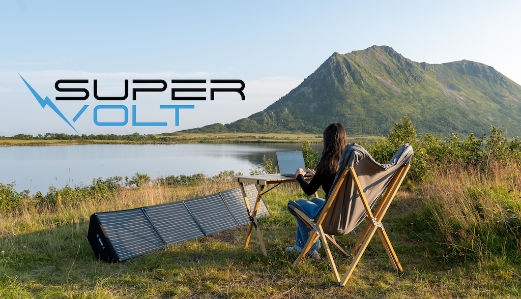 Autark unterwegs: Solartasche von Supervolt zu gewinnen